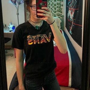 ❌SOLD❌ Vans flame logo tee